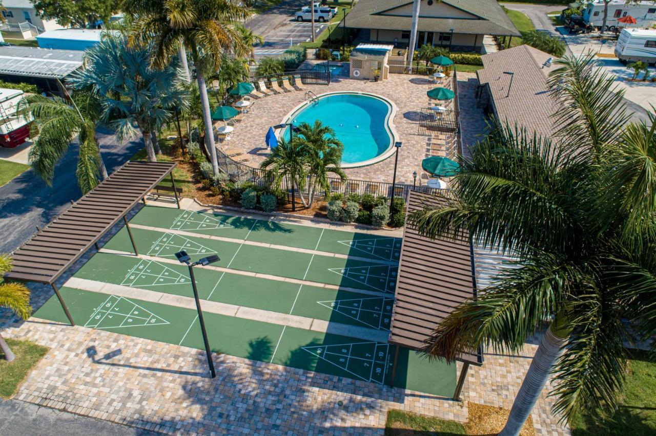 Groves Rv Resort Harlem Heights Exteriér fotografie